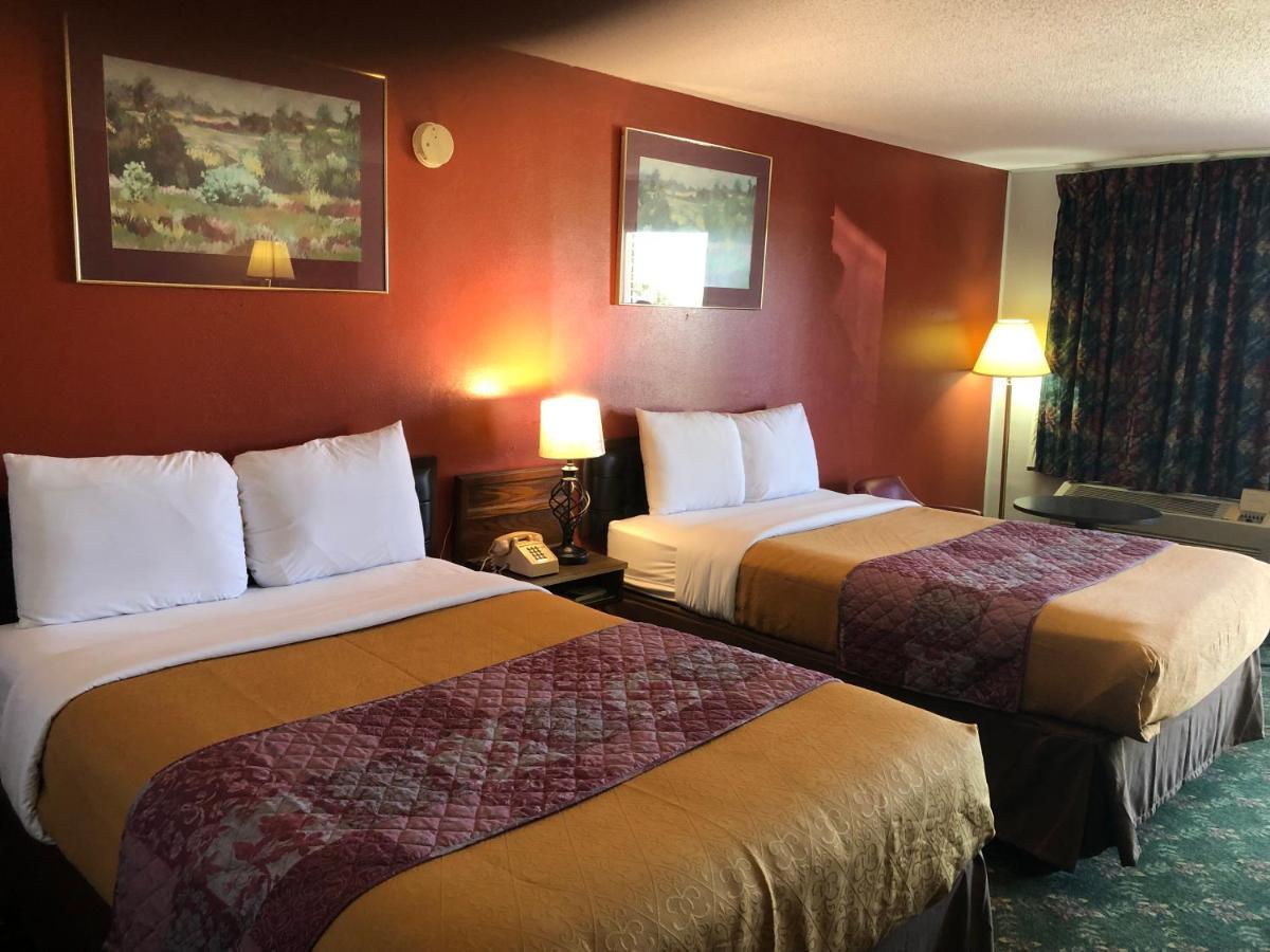 Budget Host Motel