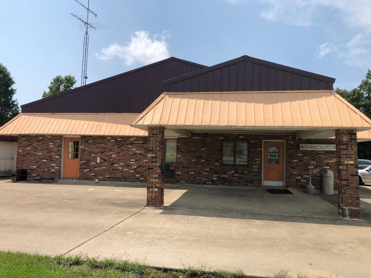 Budget Host Motel