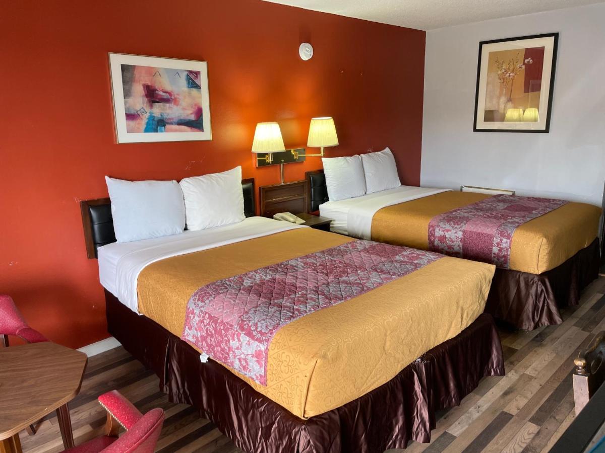 Budget Host Motel
